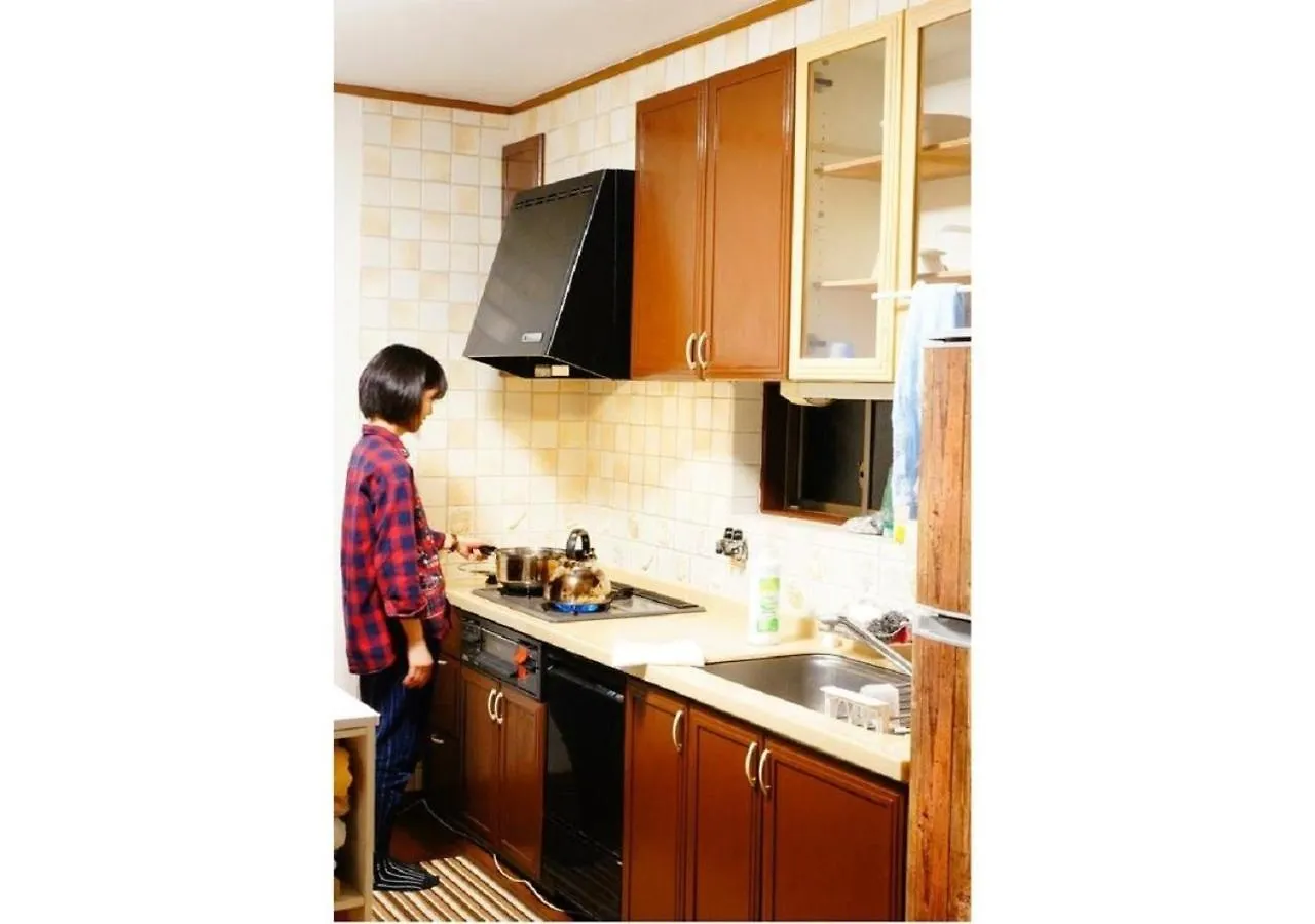 Osaka Tomato House Female Shared Dorm Room 