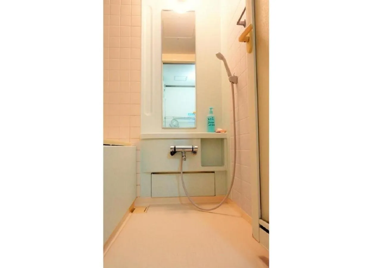 ** Hotel Osaka Tomato House Female Shared Dorm Room 