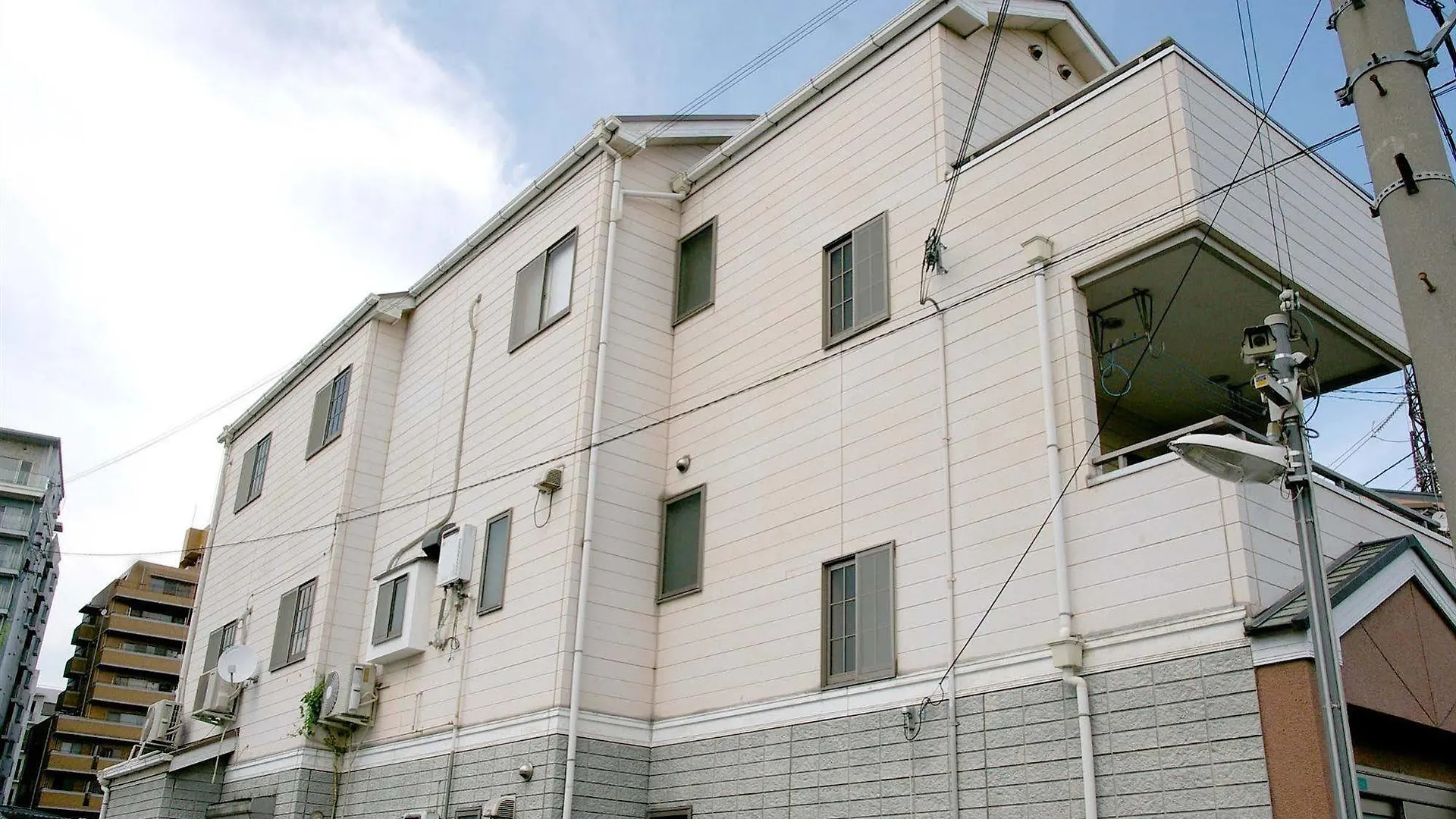 Osaka Tomato House Female Shared Dorm Room 