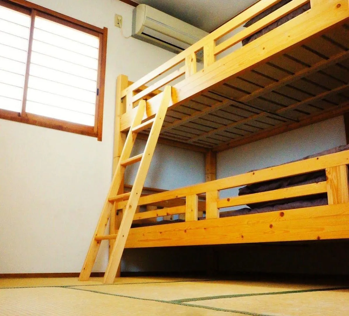 ** Hotel Osaka Tomato House Female Shared Dorm Room 